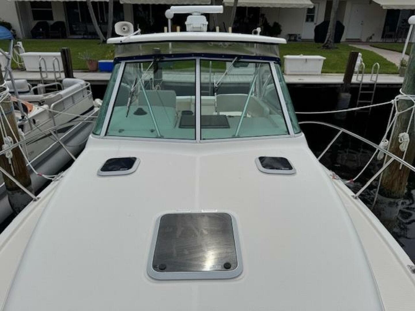 2002 Pursuit 3000 Express — photo 19