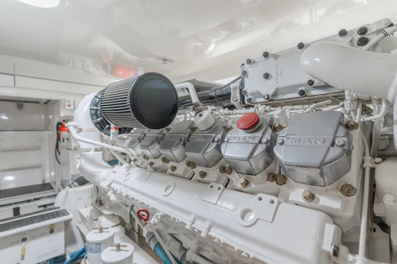 2008 Viking 52 Sport Coupe — photo 22