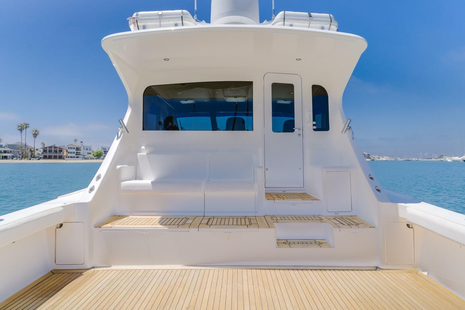 2008 Viking 52 Sport Coupe — photo 4