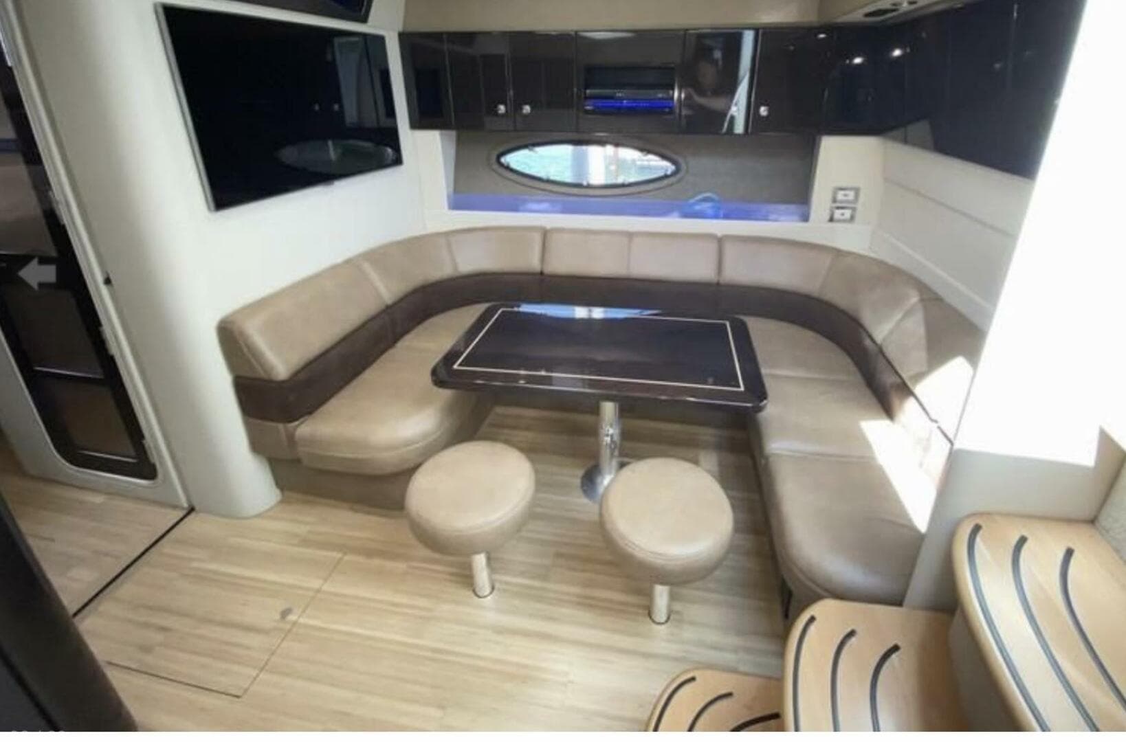 2014 Formula 45 Yacht — photo 18