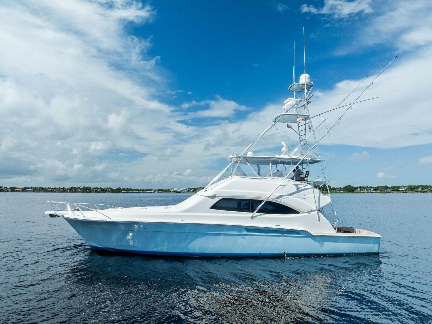 2004 Bertram Convertible — photo 5