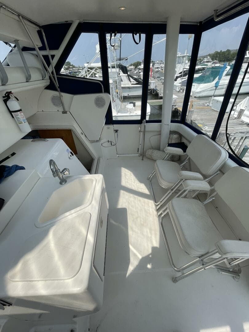 1998 Silverton 322 — photo 3