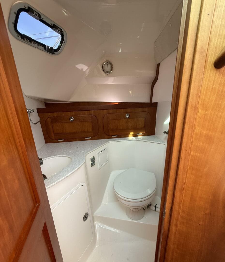 2009 Hunt Yachts Harrier 29 — photo 26