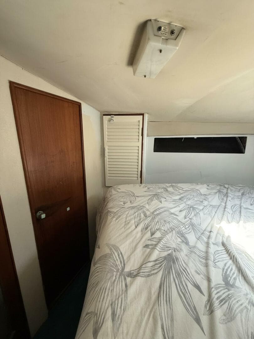 1988 Ocean Yachts 35 Flybridge — photo 20