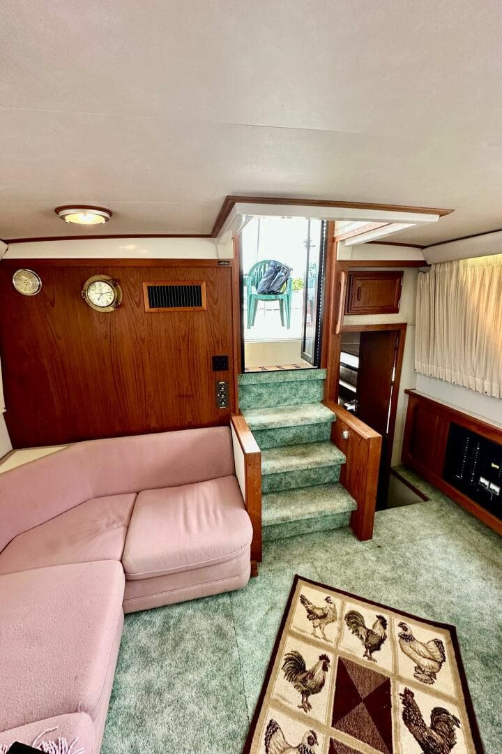 1991 Carver 3807 Aft Cabin — photo 19