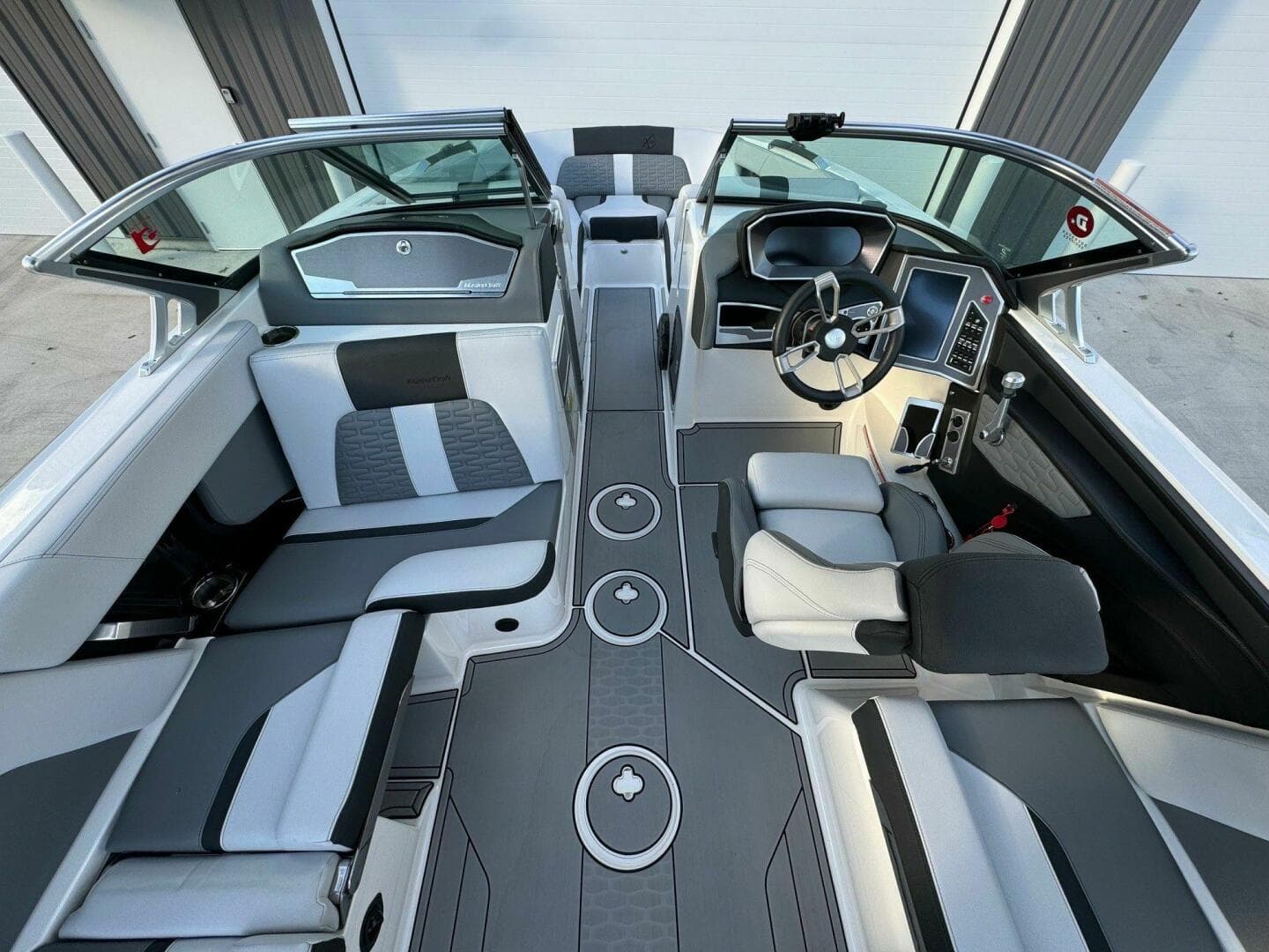 2019 Mastercraft X24 — photo 13