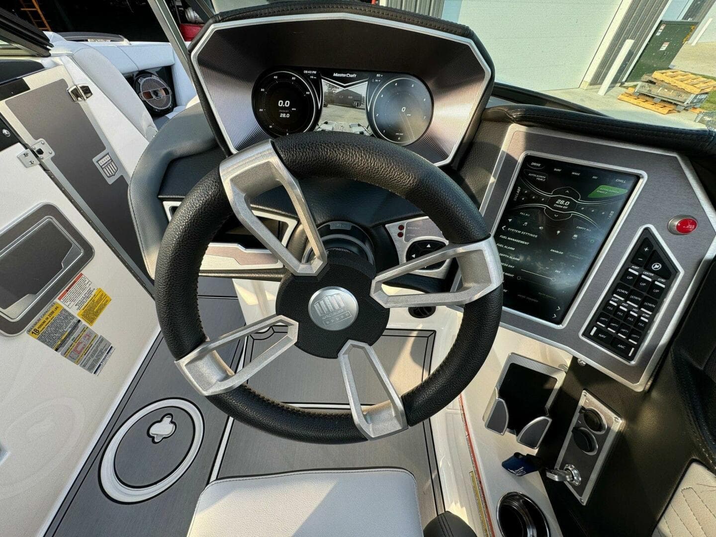 2019 Mastercraft X24 — photo 17