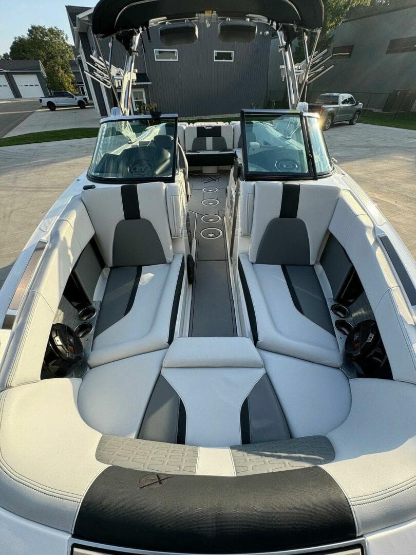 2019 Mastercraft X24 — photo 9