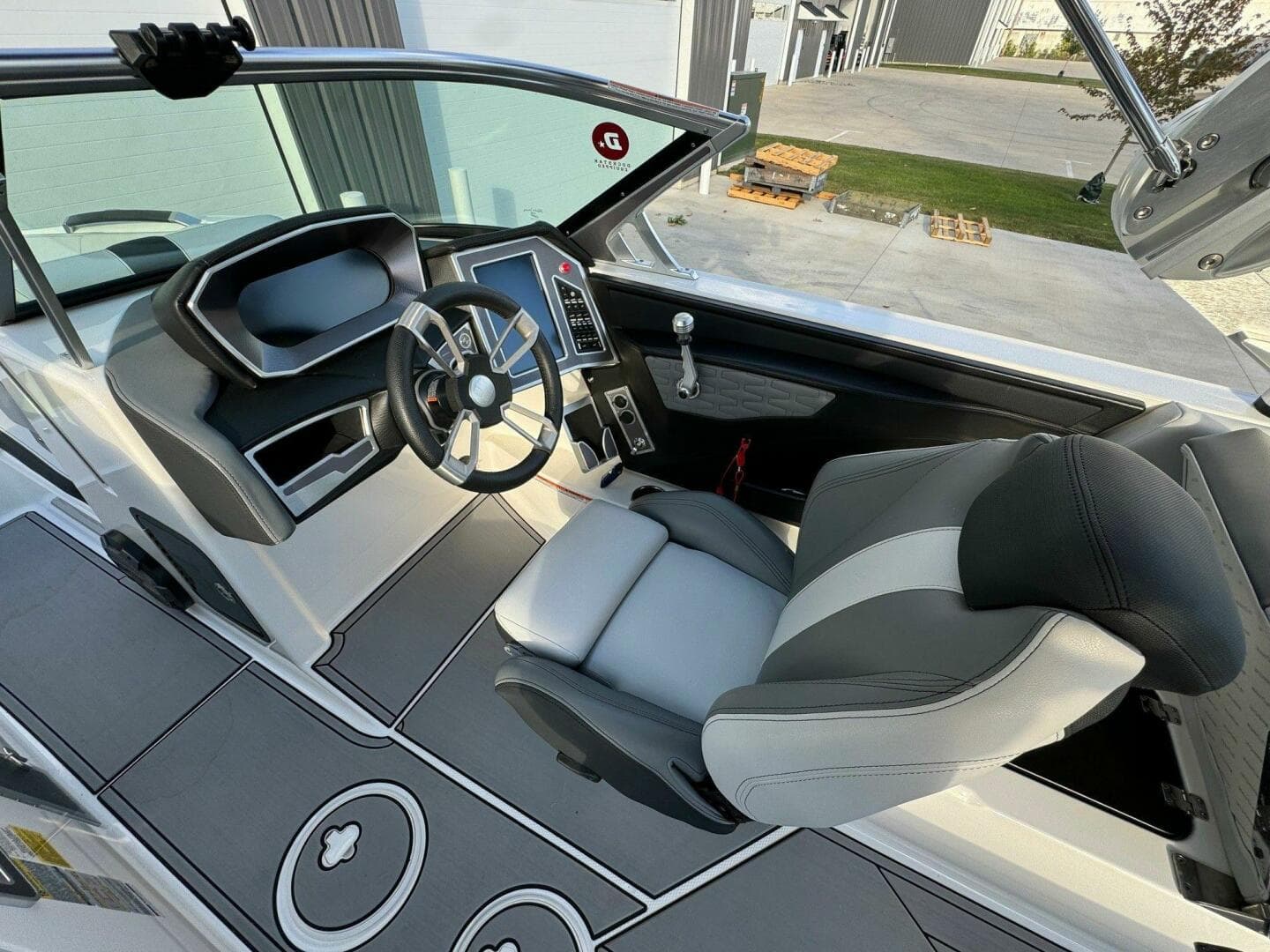 2019 Mastercraft X24 — photo 16