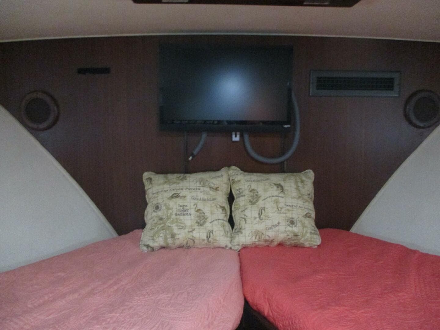 1986 Hatteras — photo 35