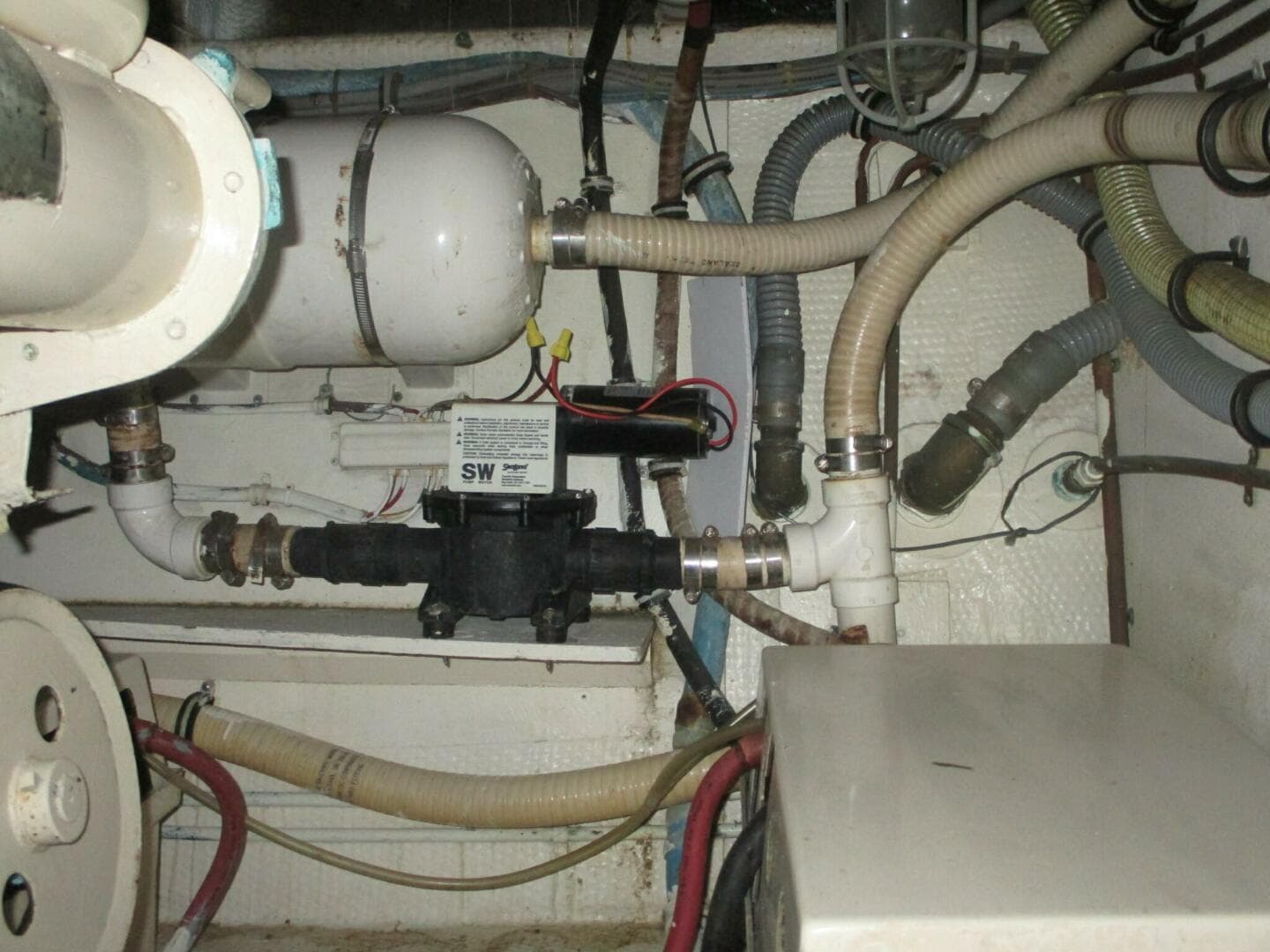 1986 Hatteras — photo 46