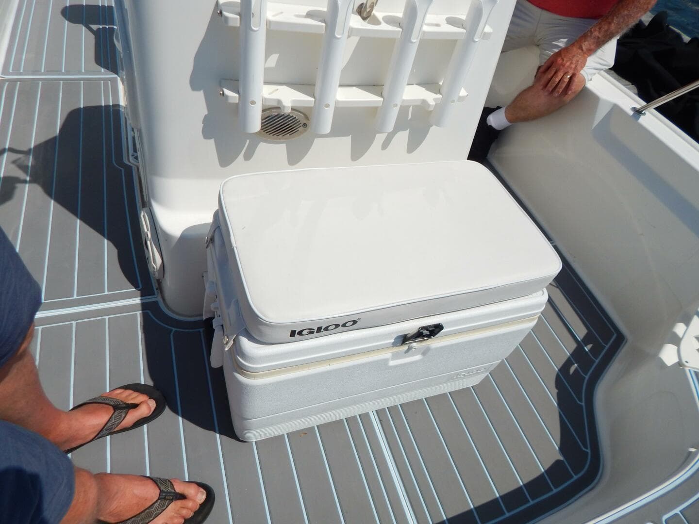 2020 Boston Whaler 190 Montauk — photo 10