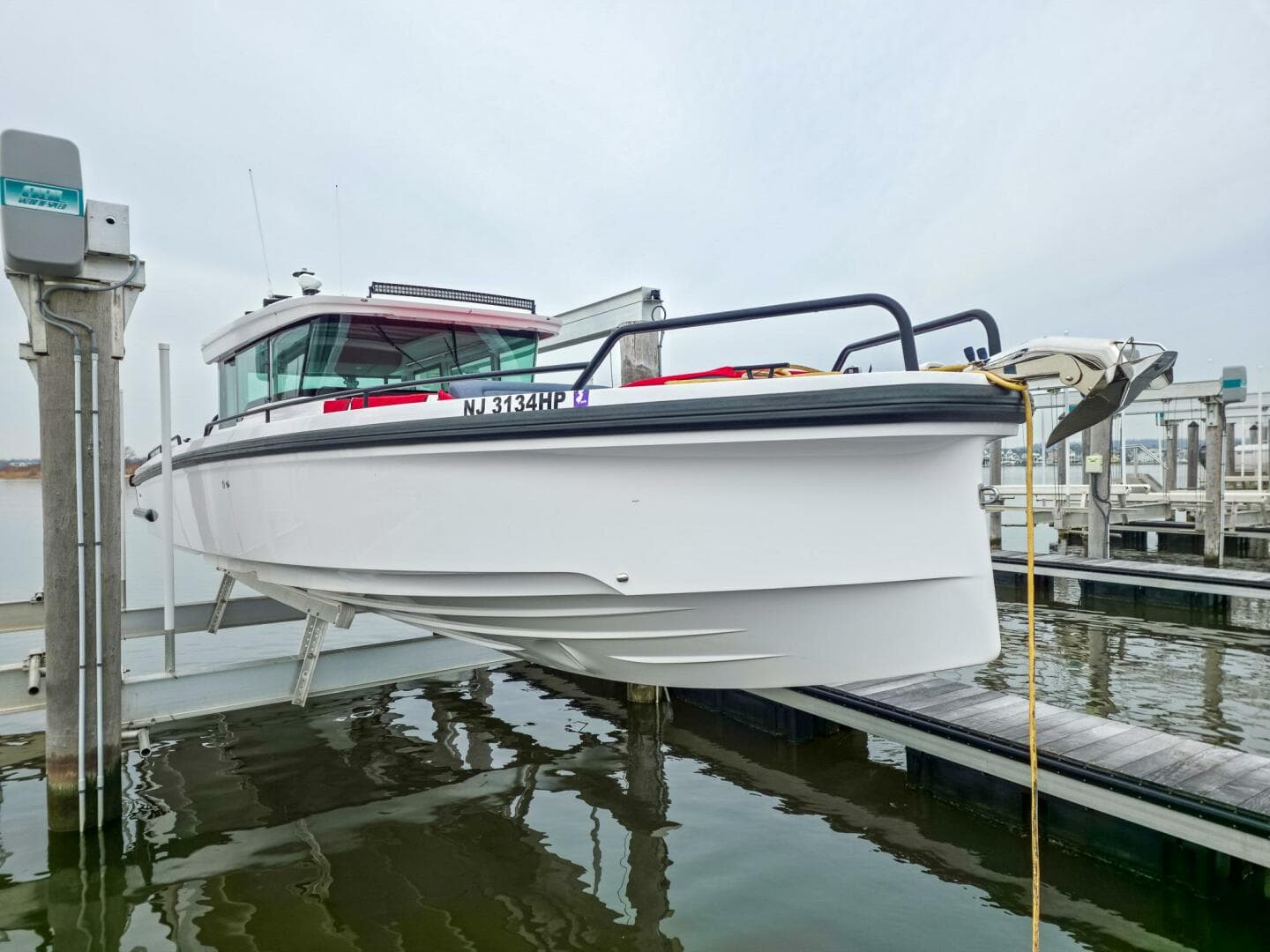 2021 Axopar 37 XC Cross Cabin — photo 3