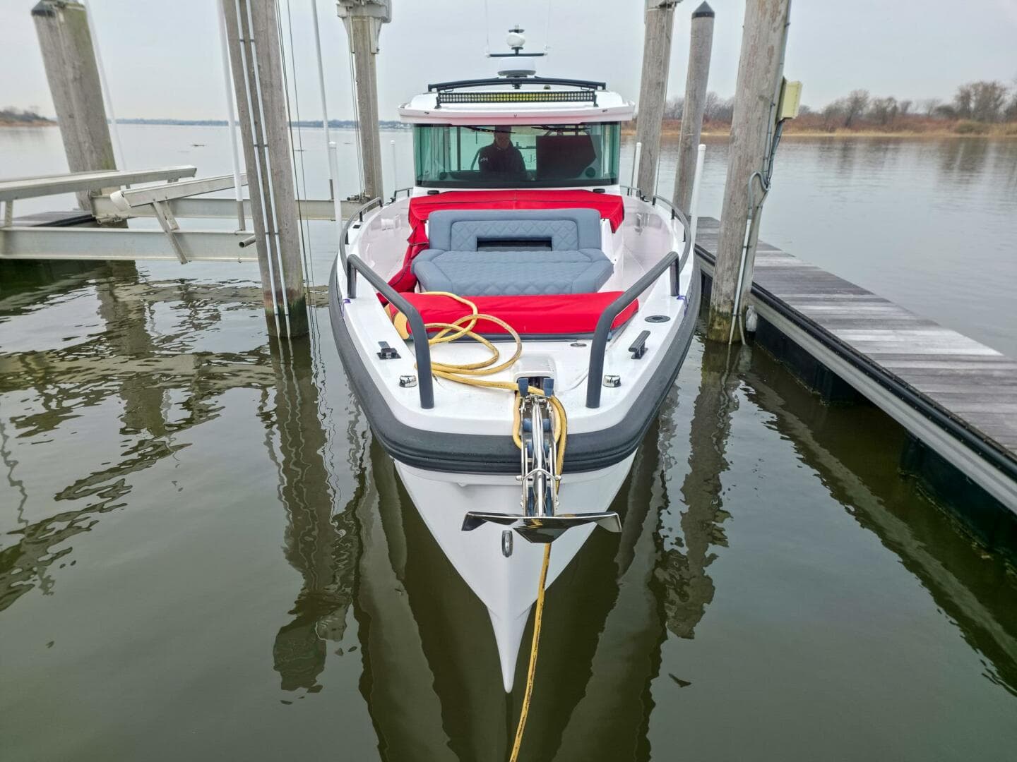 2021 Axopar 37 XC Cross Cabin — photo 6