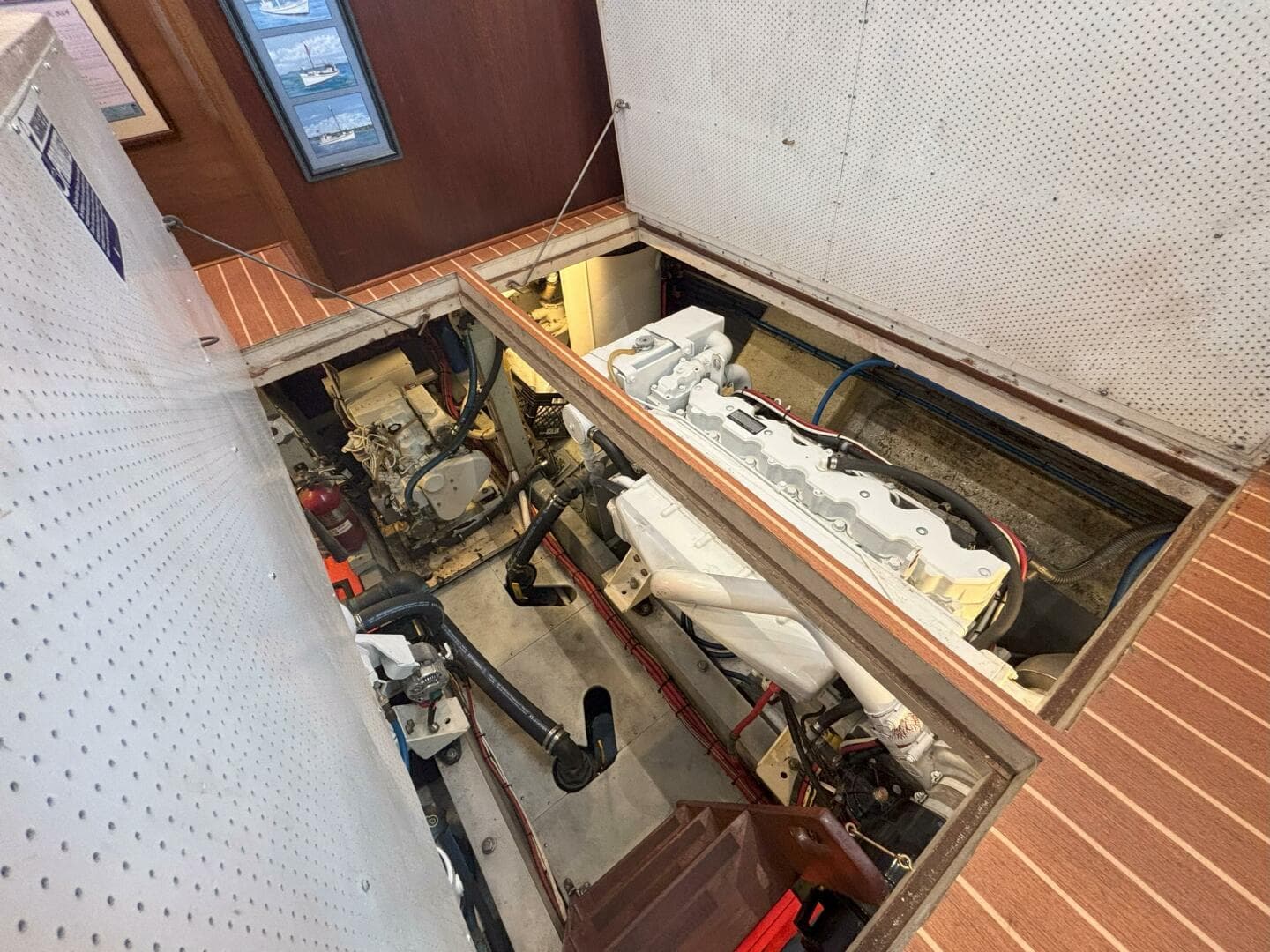 1972 Matthews 4 Flush Deck — photo 46