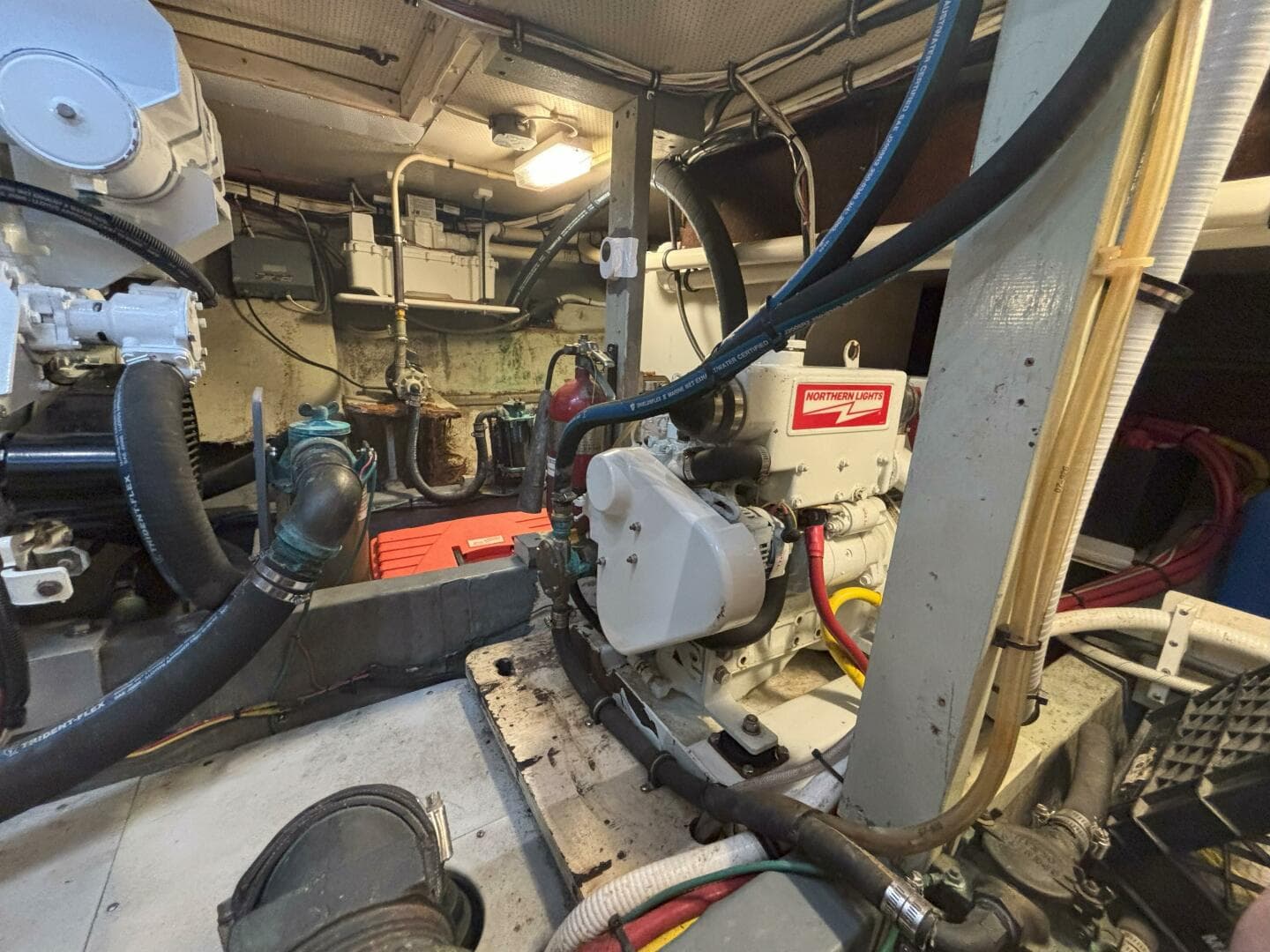 1972 Matthews 4 Flush Deck — photo 36