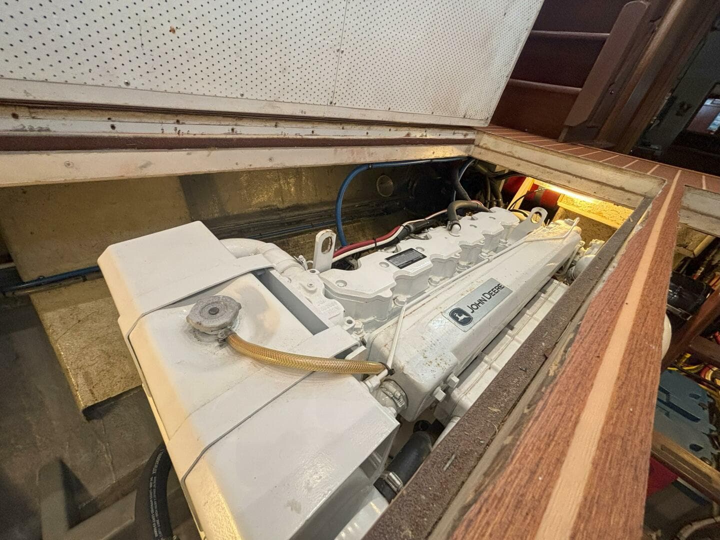 1972 Matthews 4 Flush Deck — photo 39