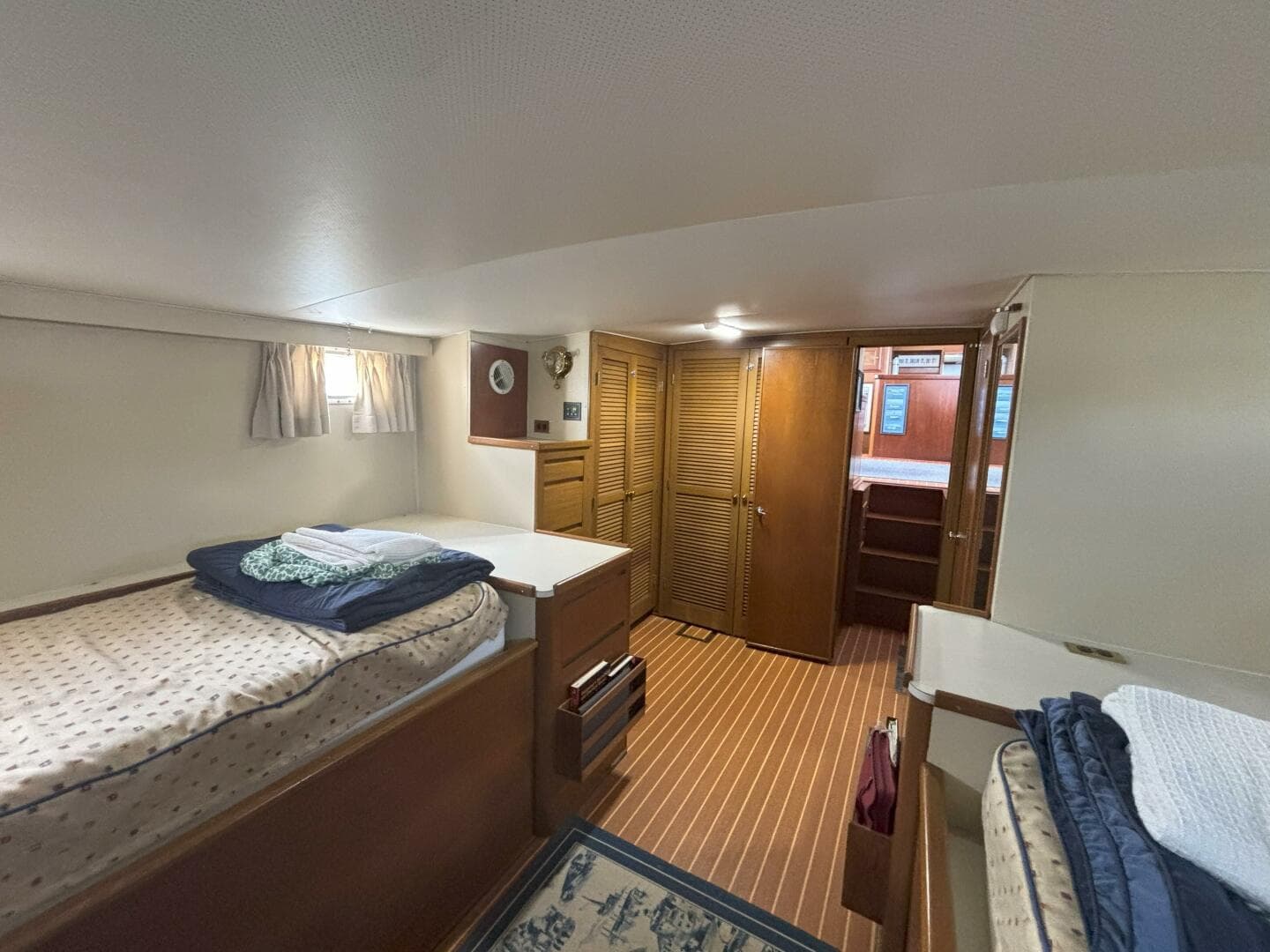 1972 Matthews 4 Flush Deck — photo 58