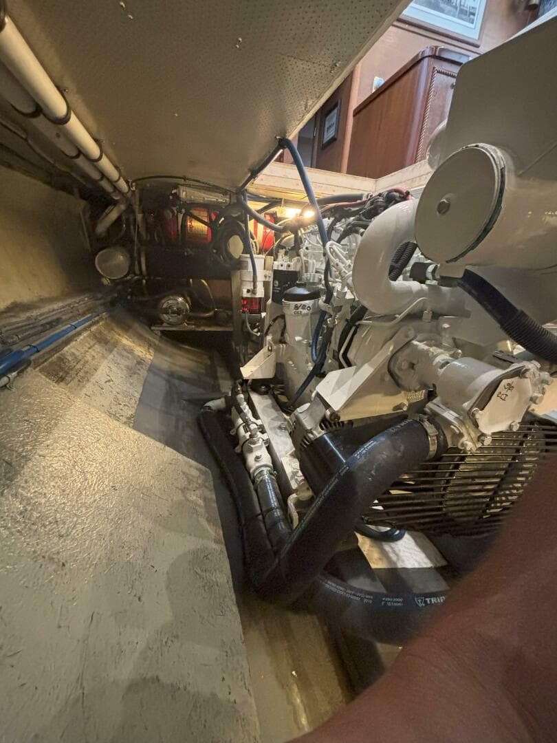 1972 Matthews 4 Flush Deck — photo 41