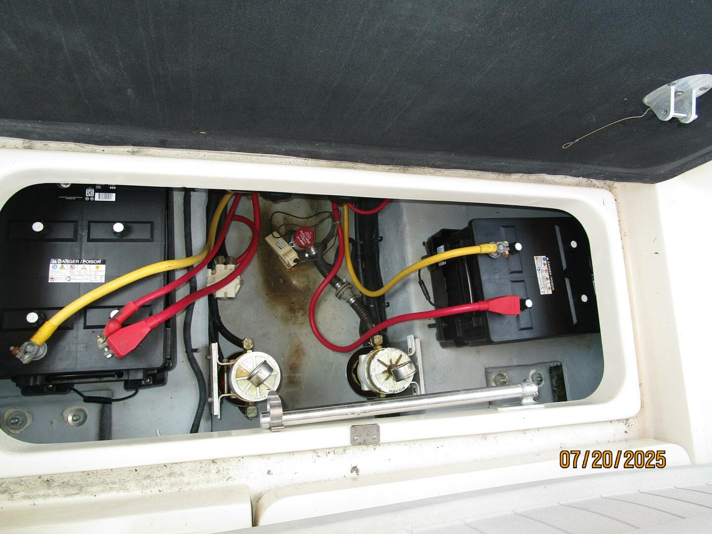 2006 Mainship Pilot — photo 18