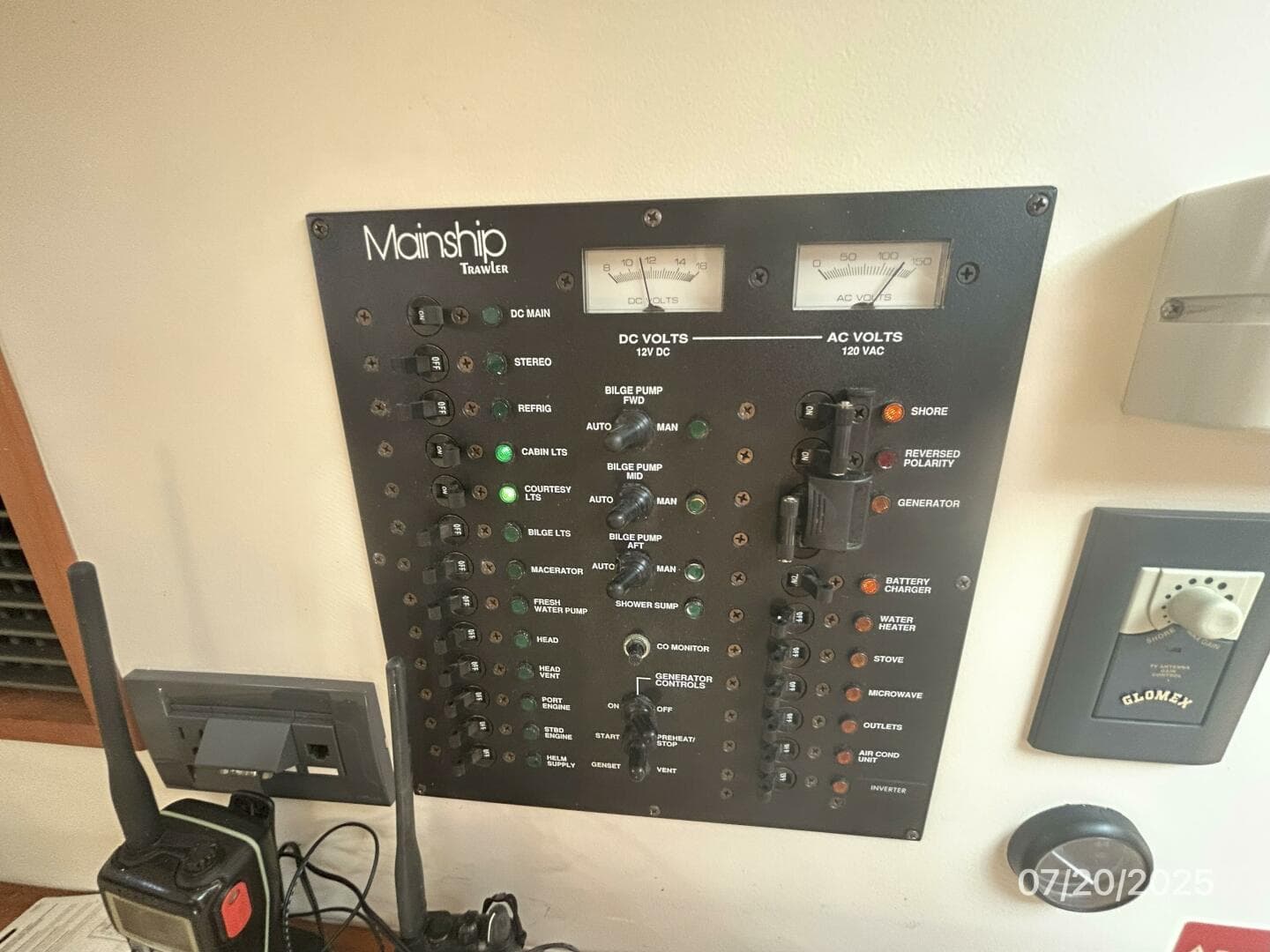 2006 Mainship Pilot — photo 47