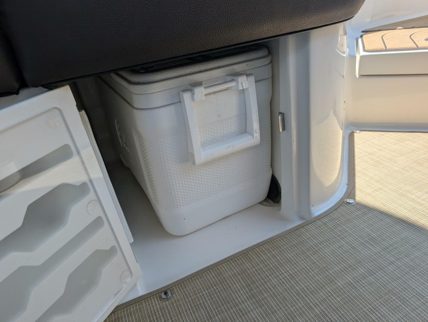 2023 Sea Ray 280 Slx — photo 41