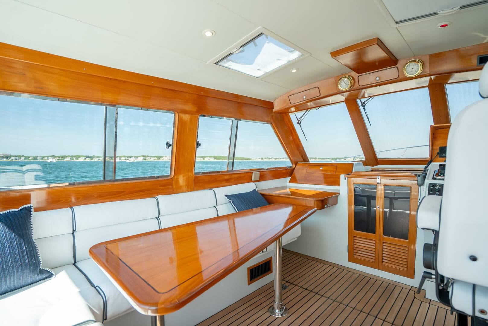 2000 Little Harbor 44 Whisperjet — photo 11