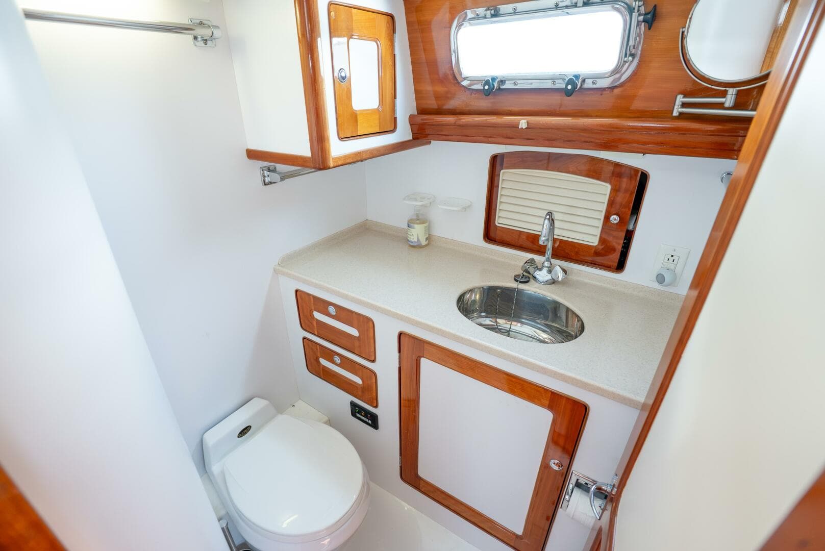 2000 Little Harbor 44 Whisperjet — photo 18