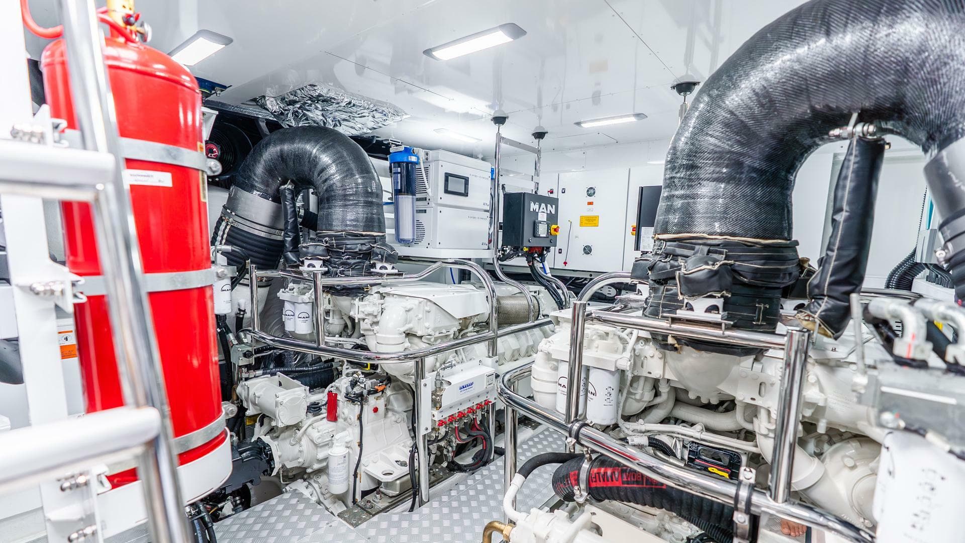 2024 Princess X80 — photo 84