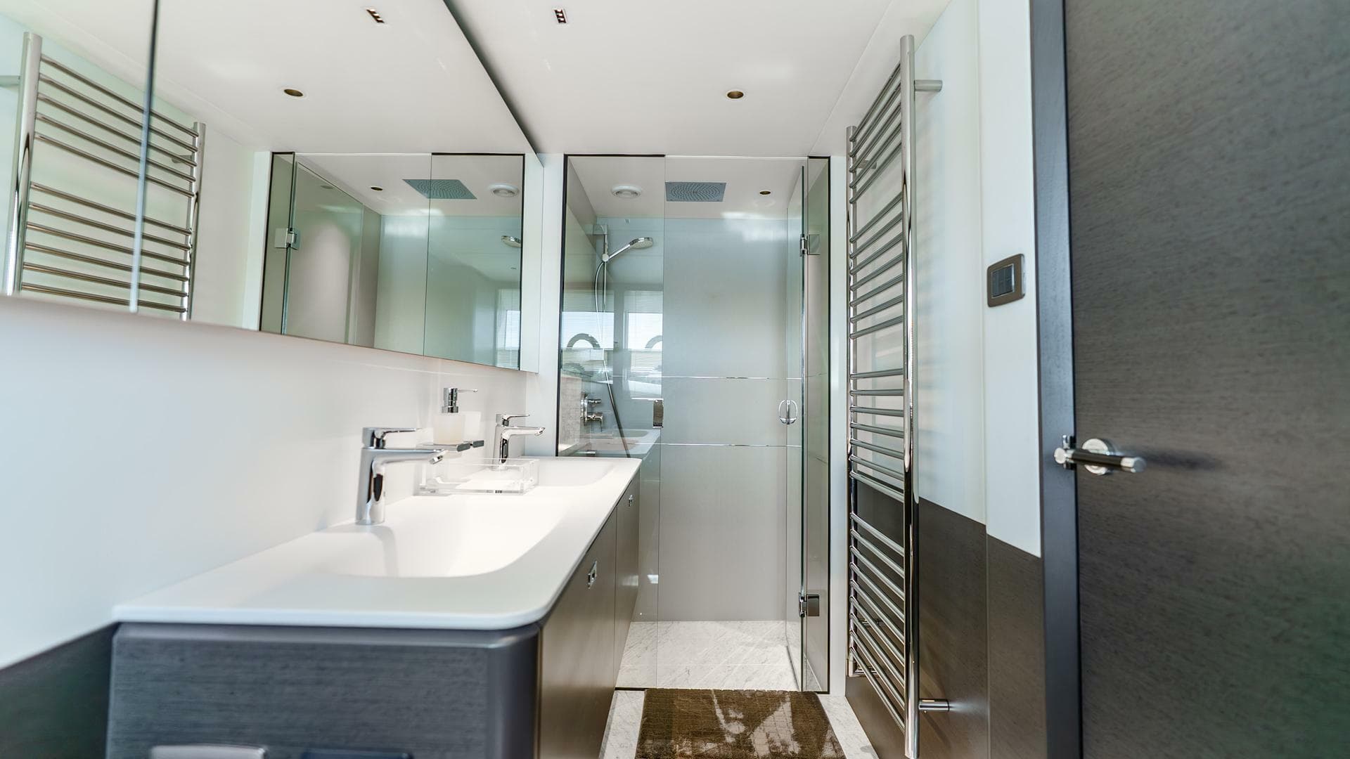 2024 Princess X80 — photo 43