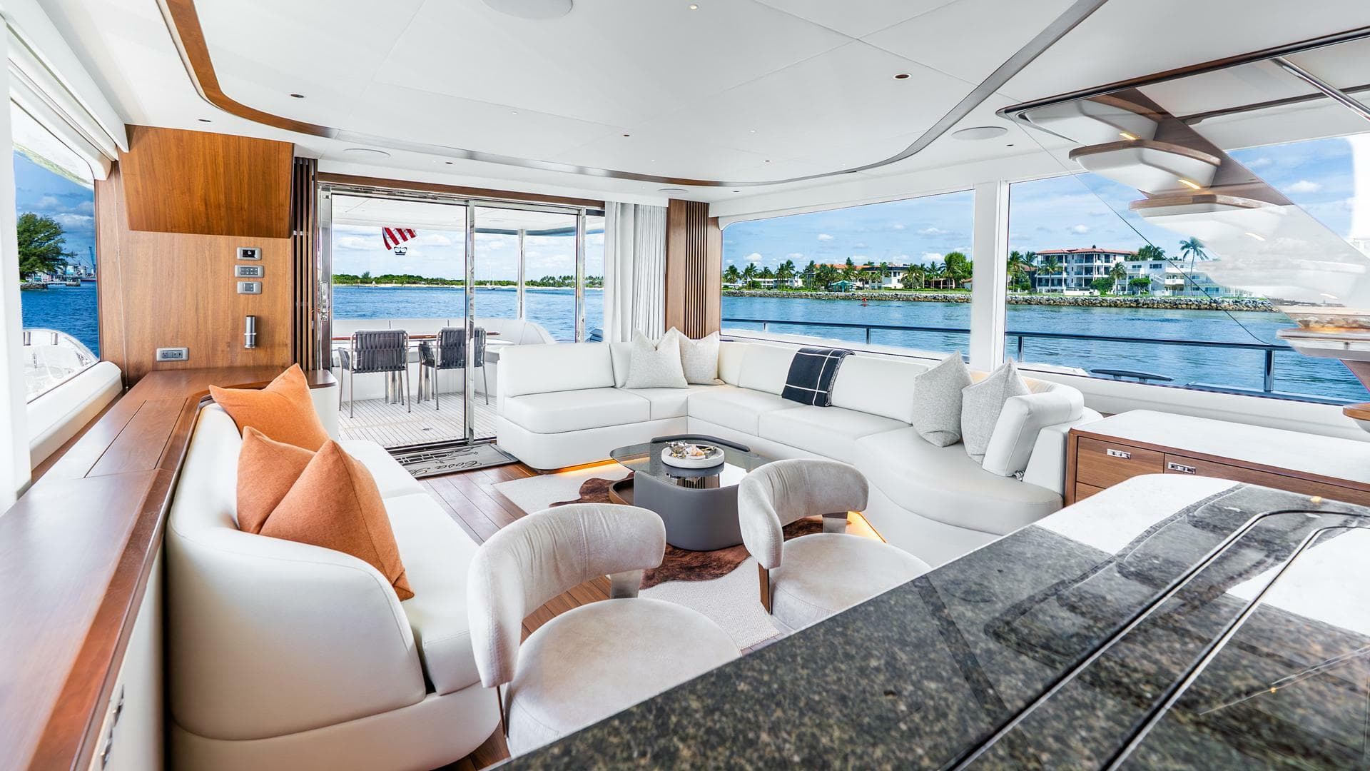 2024 Princess X80 — photo 21