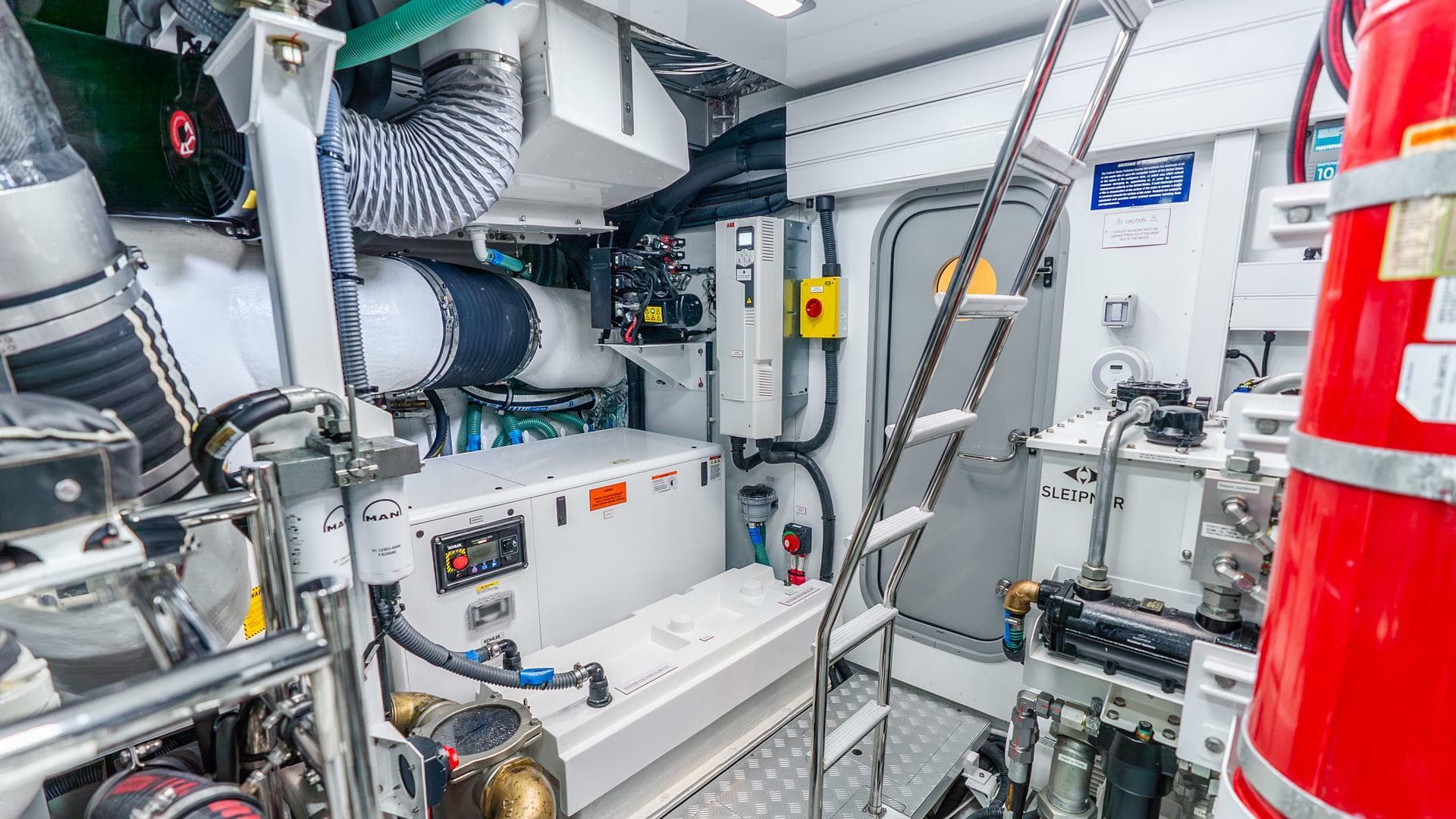 2024 Princess X80 — photo 89