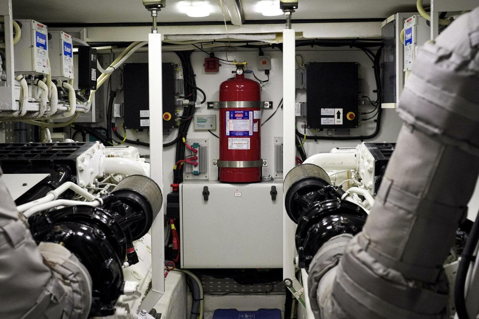 2007 Princess 23M — photo 31