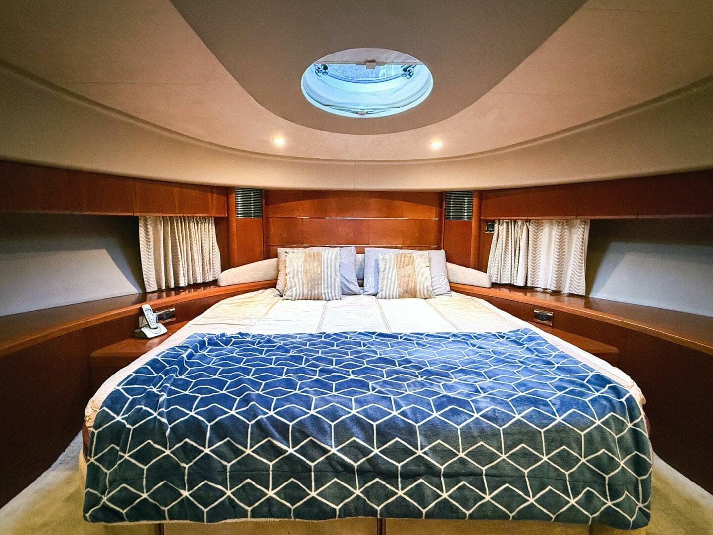 2007 Princess 23M — photo 25