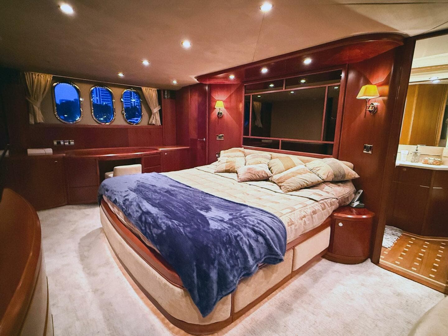 2007 Princess 23M — photo 30