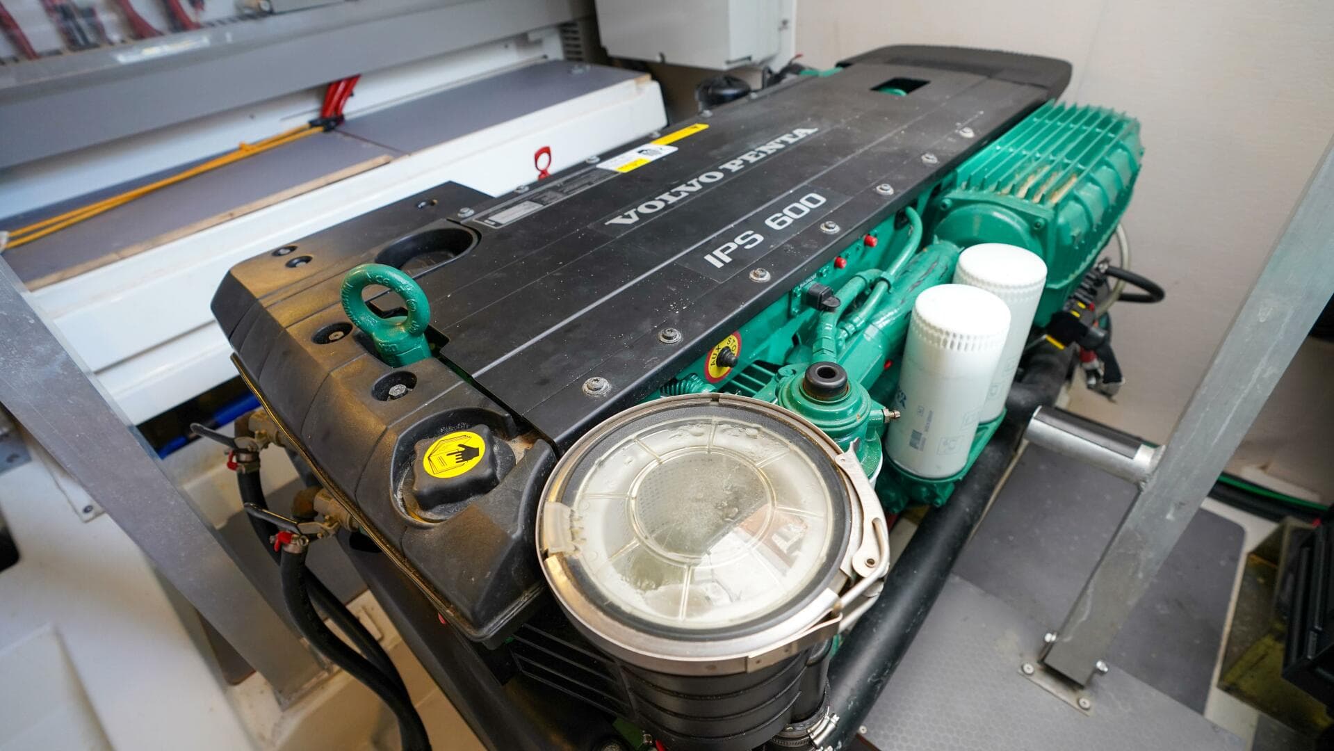 2018 Prestige 500 Flybridge — photo 35