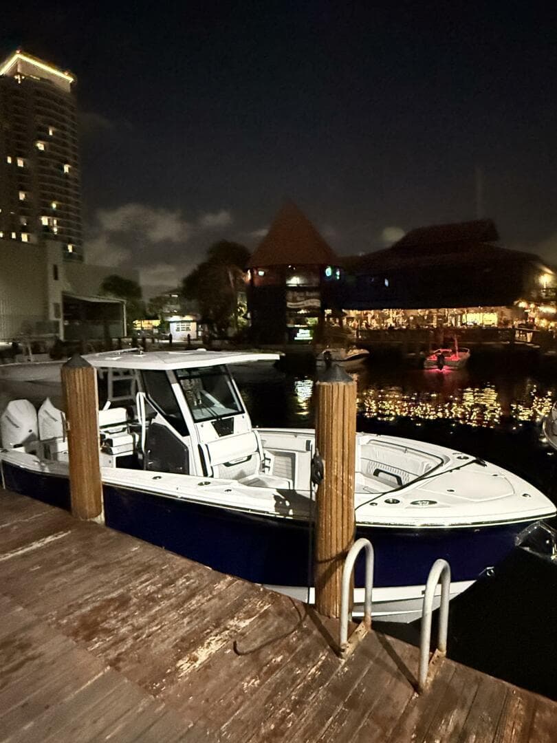 2025 Blackfin 302 CC