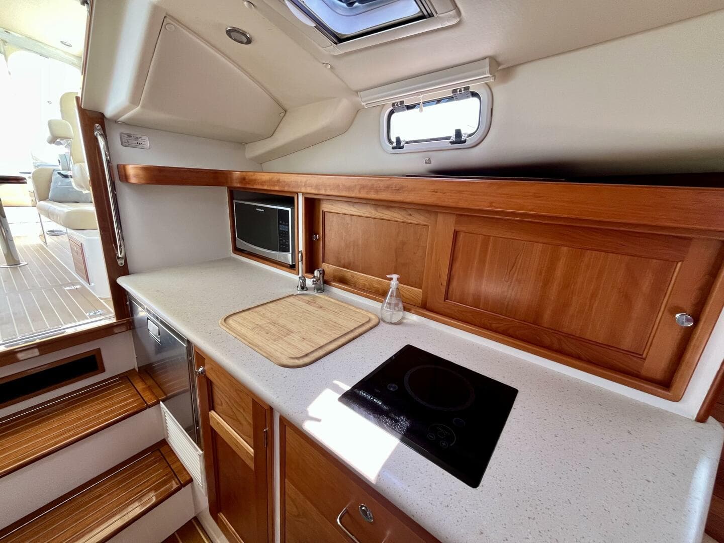 2019 Mjm 35Z — photo 143