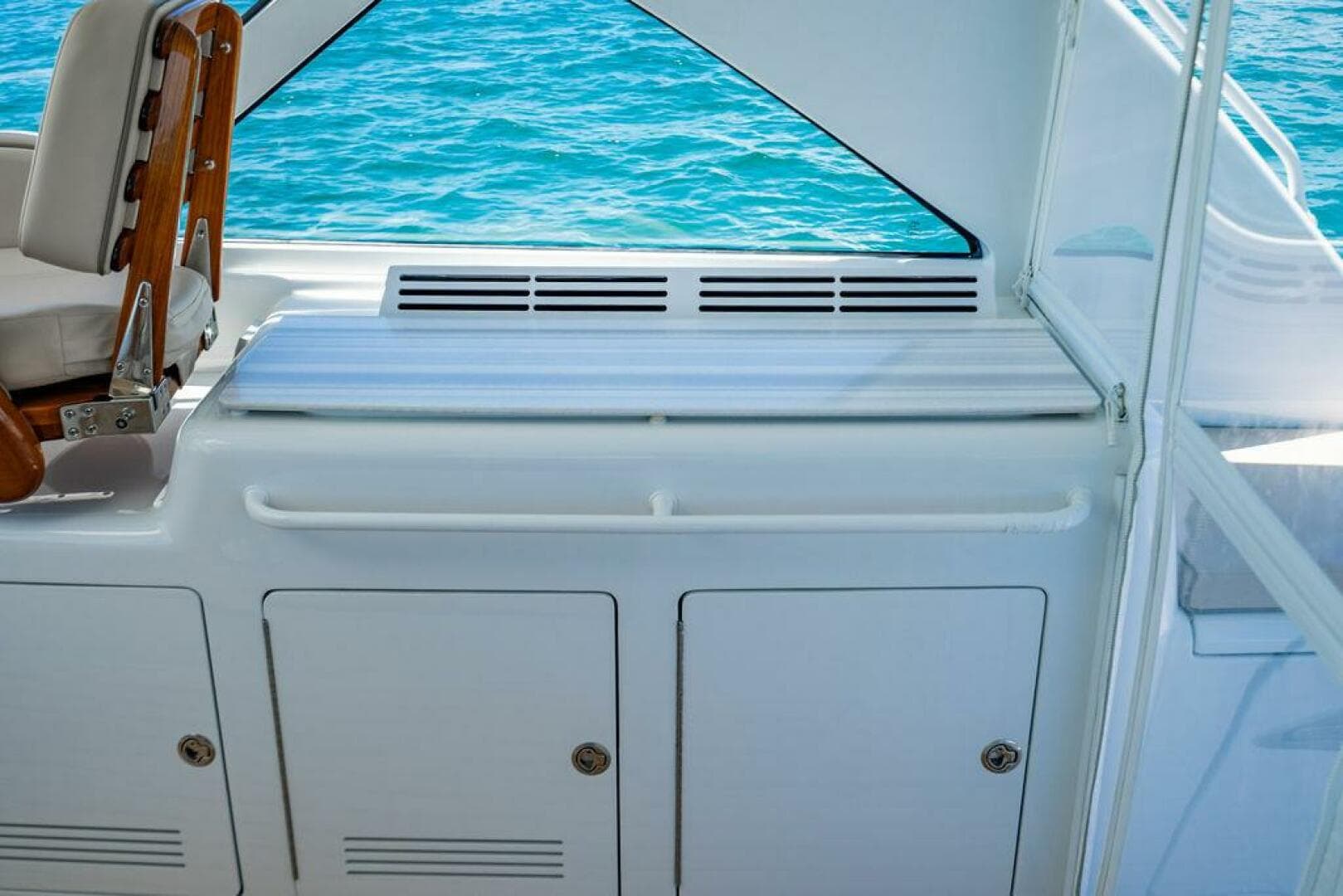 2023 Hatteras GT 45X — photo 24