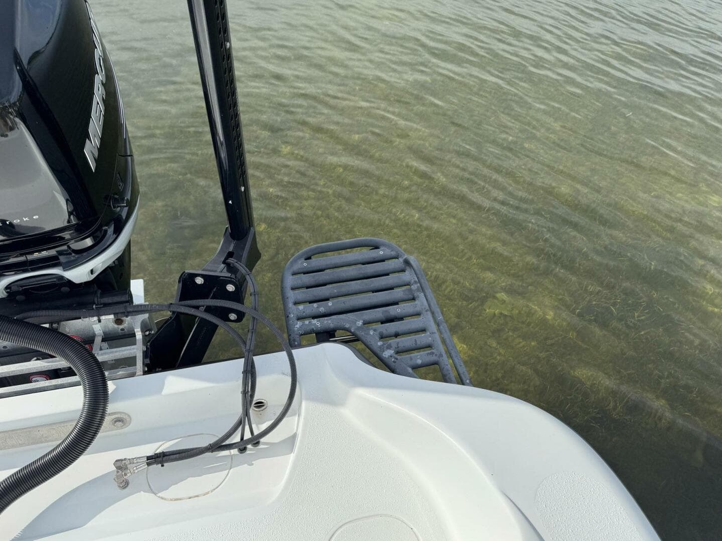 2021 Yellowfin 26 Hybrid — photo 36