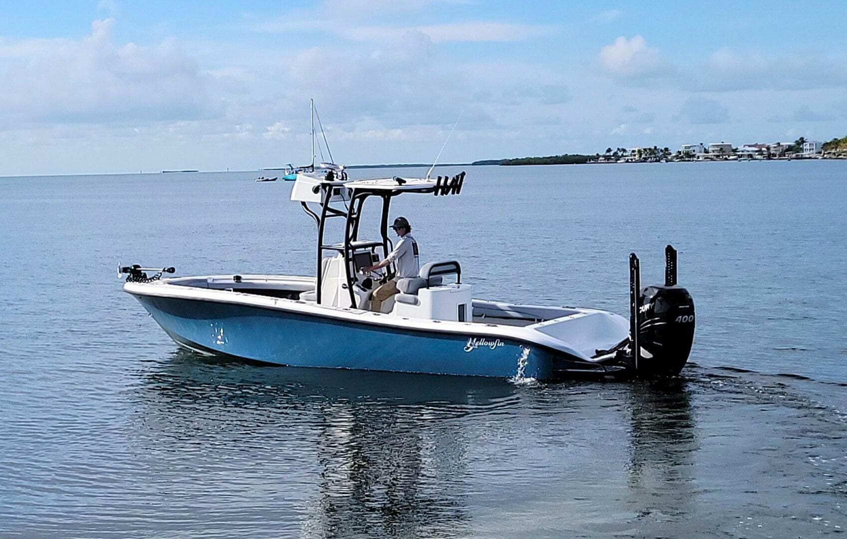 2021 Yellowfin 26 Hybrid — photo 5