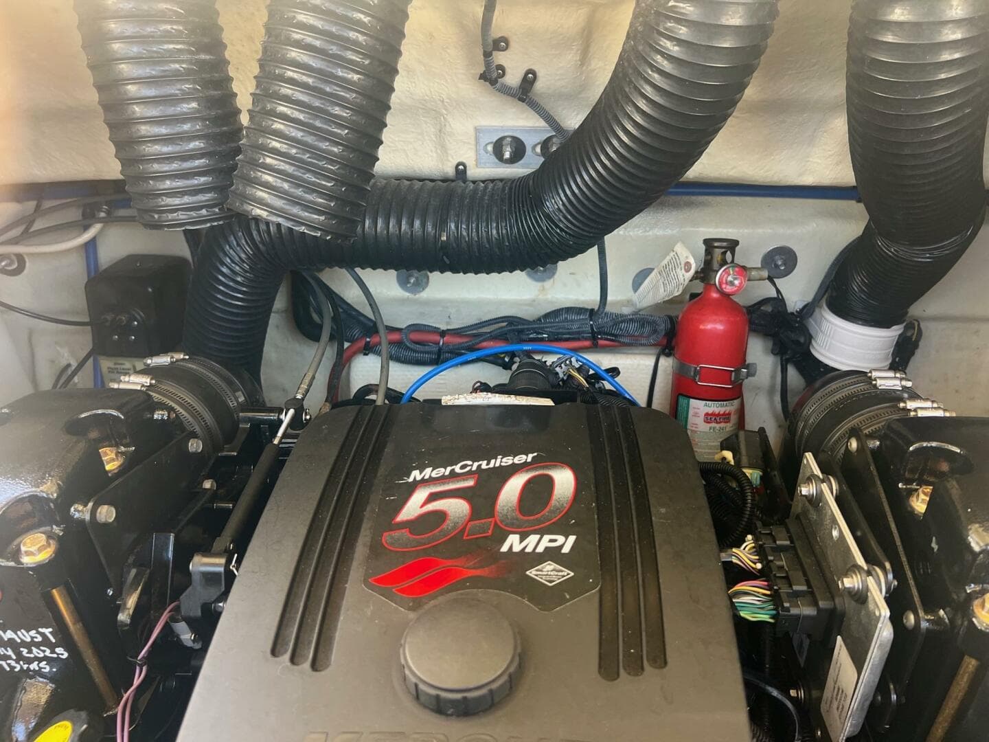 2007 Sea Ray 240 Sundeck — photo 15