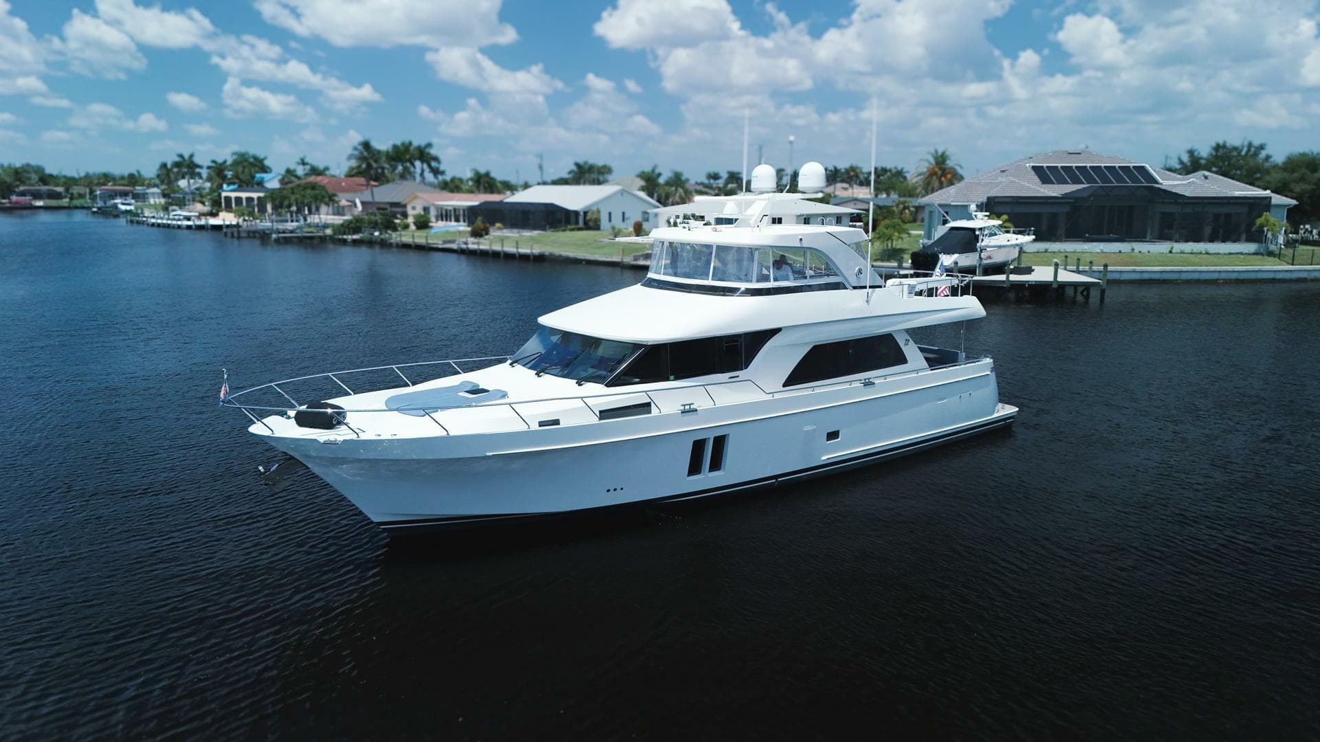 2015 Ocean Alexander 72 — photo 2