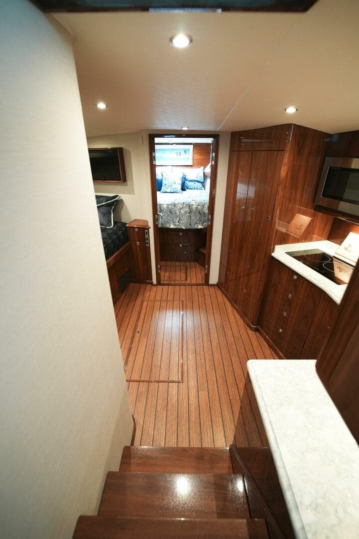 2025 Viking 46 Billfish — photo 48
