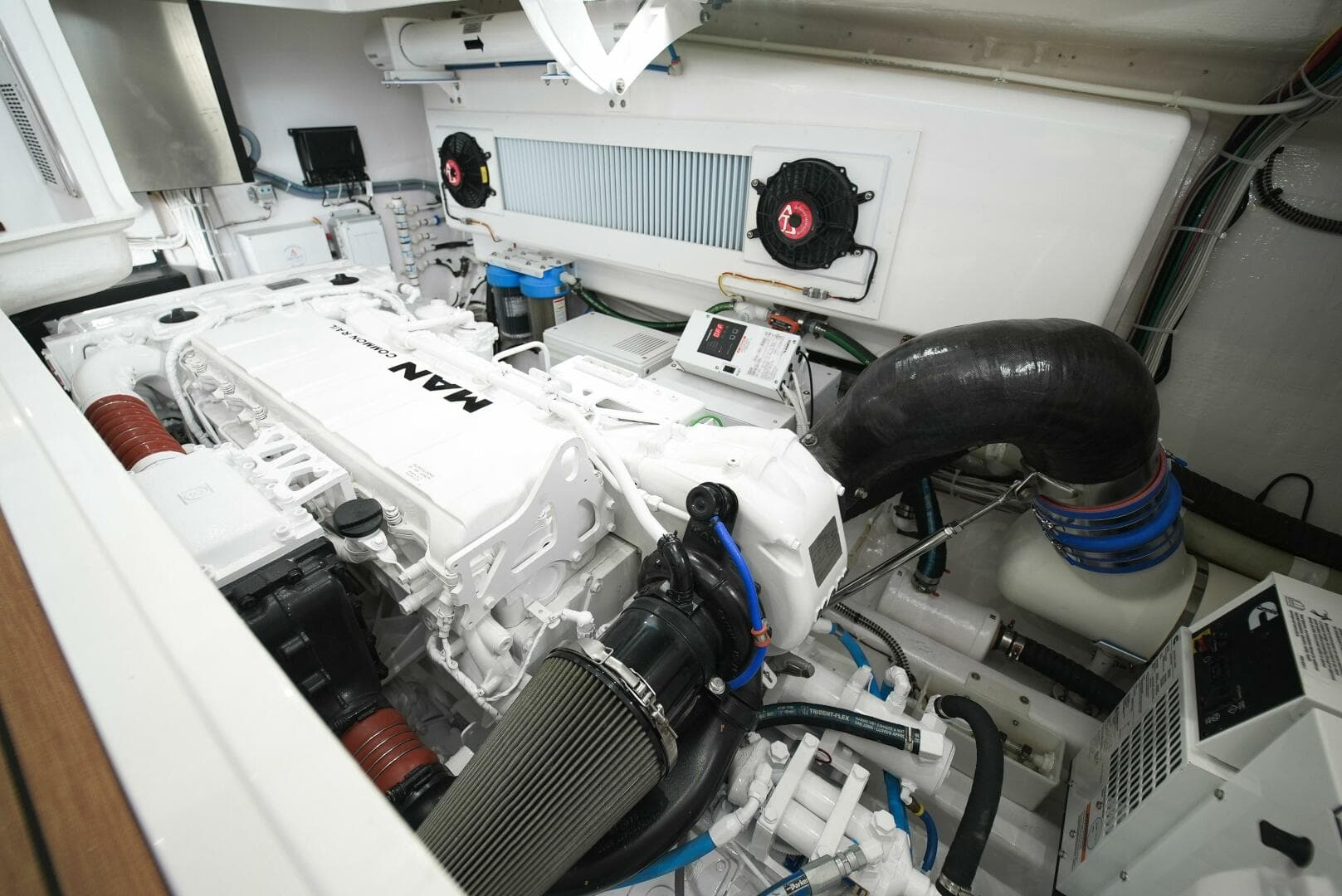 2025 Viking 46 Billfish — photo 69