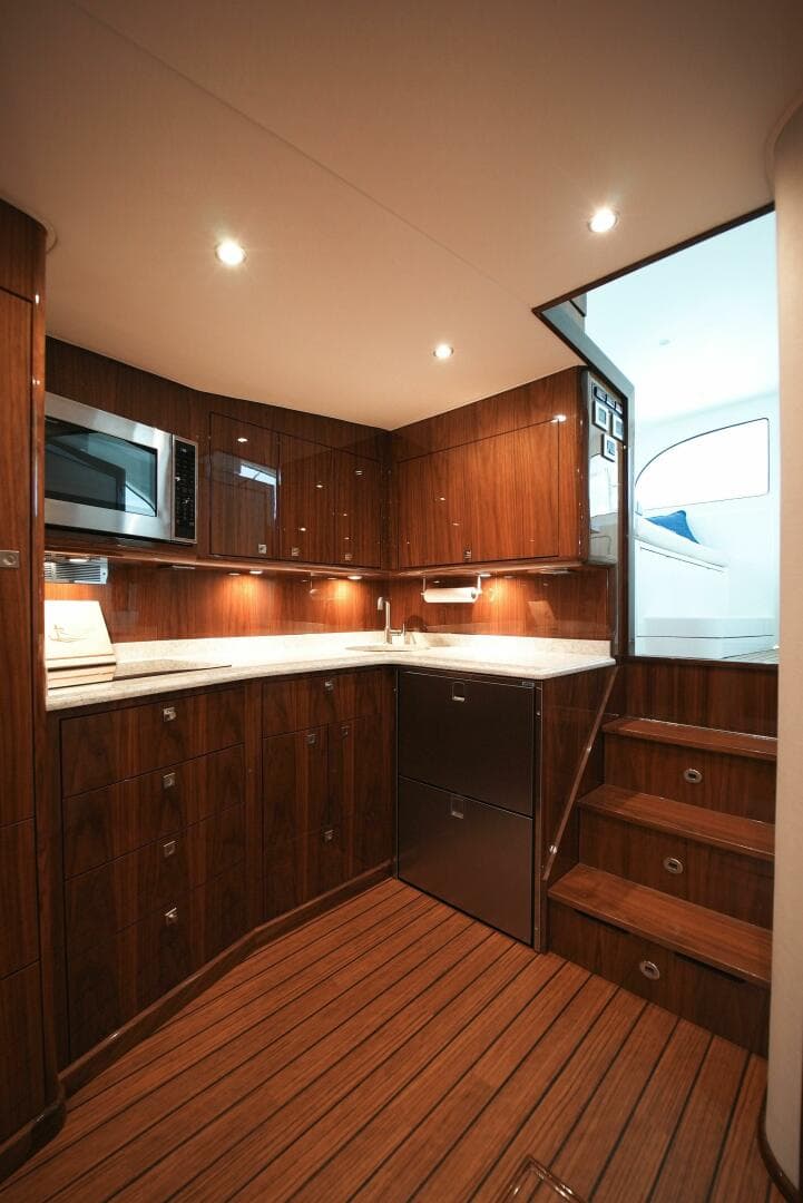 2025 Viking 46 Billfish — photo 50