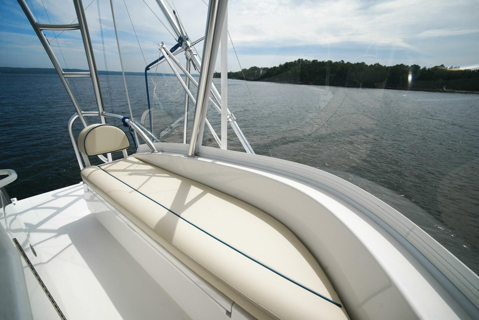 2025 Viking 46 Billfish — photo 36