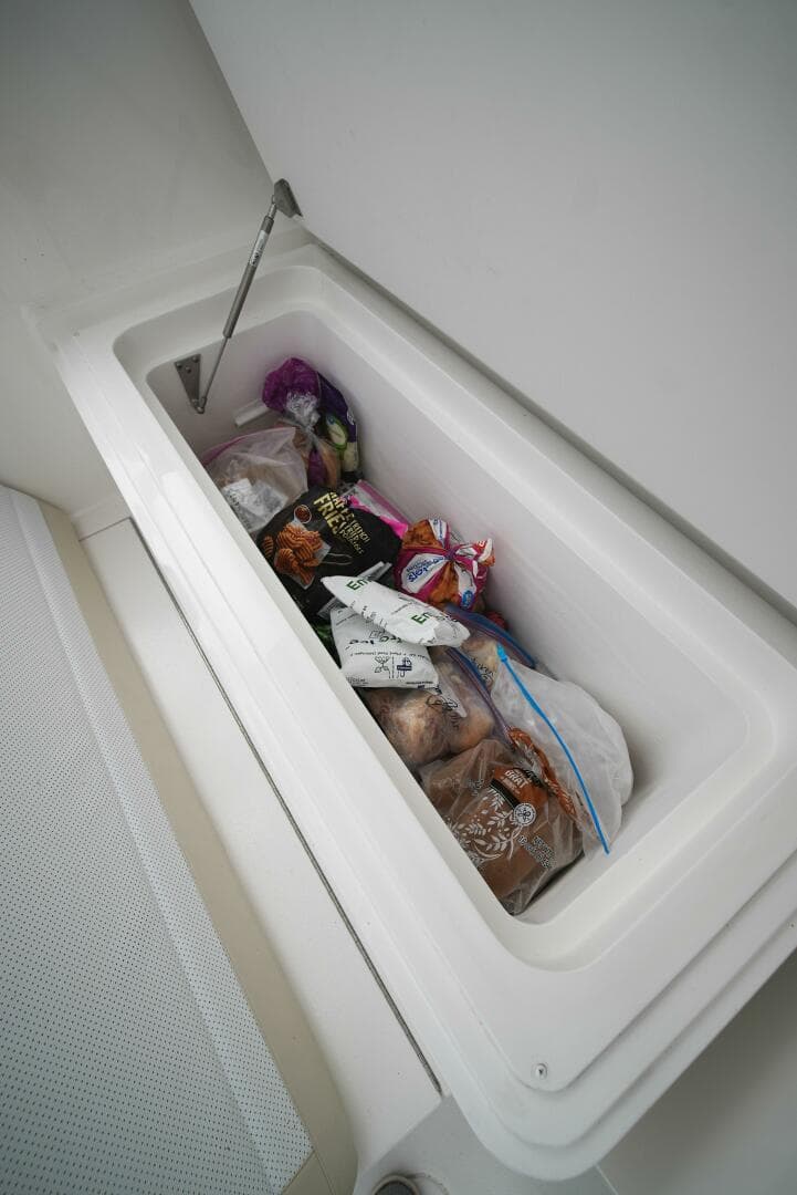 2025 Viking 46 Billfish — photo 77