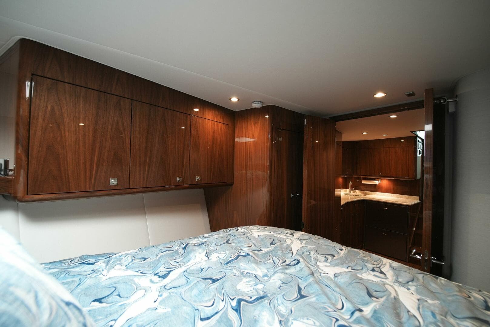 2025 Viking 46 Billfish — photo 59