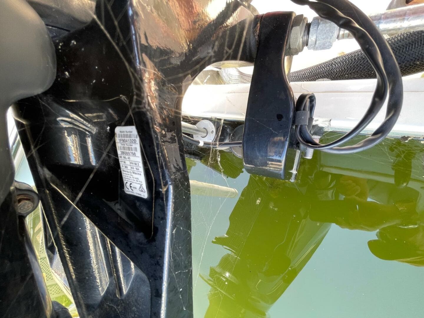 2021 Boston Whaler — photo 15